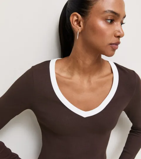 Women's Dark Brown Cotton Rich Contrast Trim Rib V Neck Long Sleeve