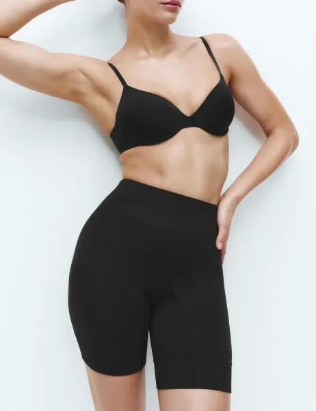 Marks & Spencer Cool Comfort Seamless Bum Boosting Shorts Black