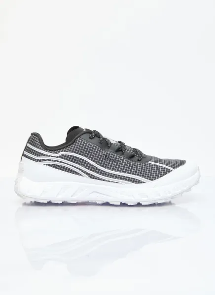 The Norda 002 Sneakers