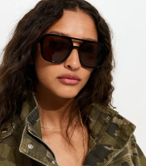 Black Aviator Tinted Lense Sunglasses