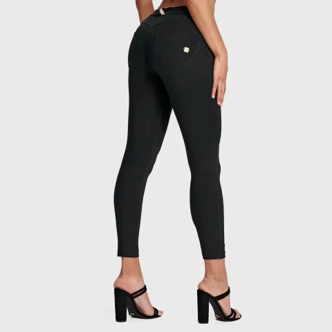 Freddy WRUP Fashion - Mid Rise - 7/8 Length - Black