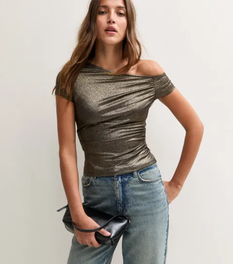 New Look Women's Gold Foil Jersey Fallen Shoulder Top