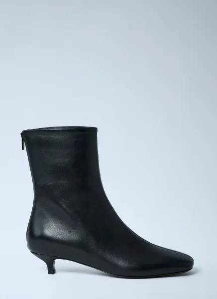 Classic Day Leather Ankle Boots