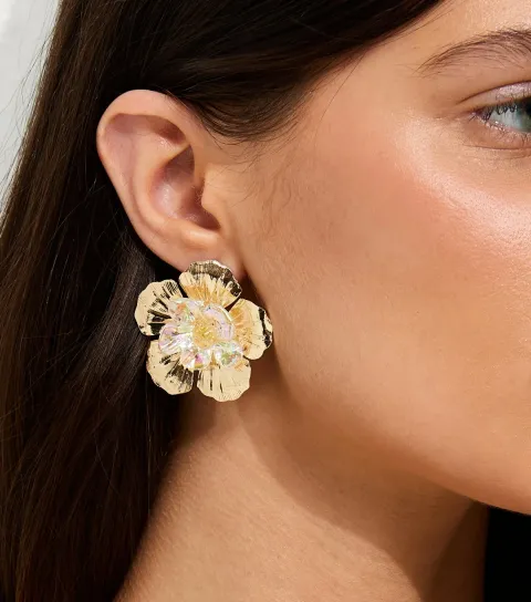 Gold Tone Beaded Flower Stud Earrings