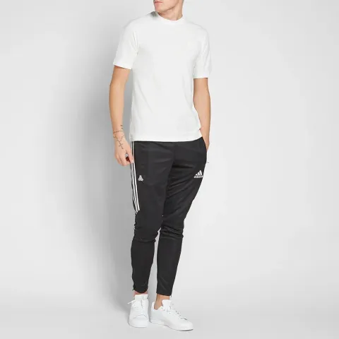 Deluxe Tee