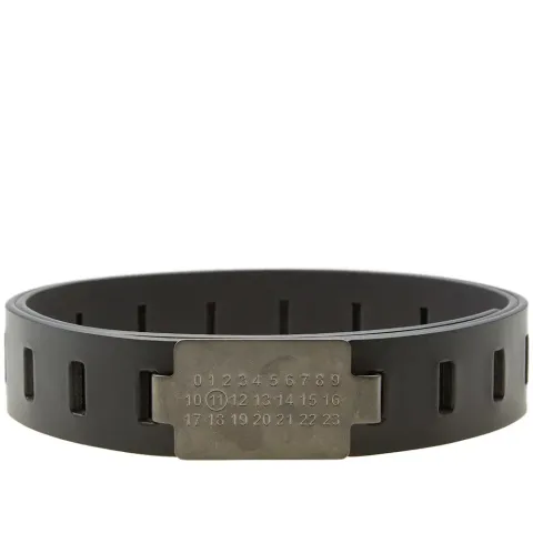 11 Tag Buckle Belt