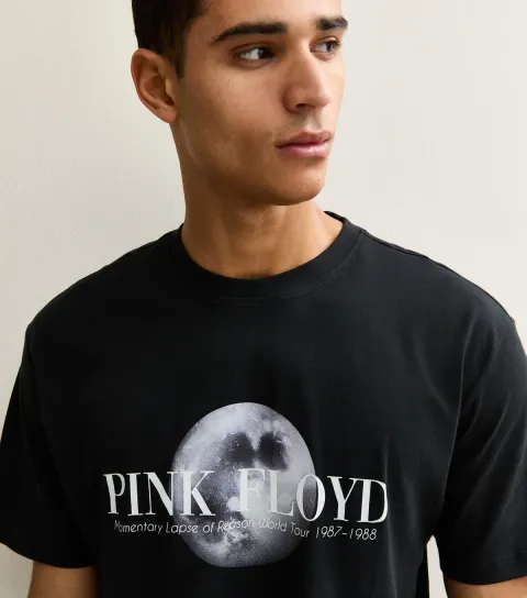 Women's Black Regular Pink Floyd World Tour T-Shirt