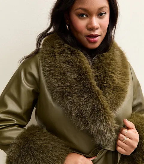 Women's Plus Size Khaki Faux Fur Trimmed Faux Jacket Curves