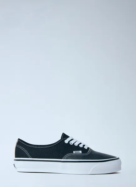 OTW Authentic 44 Siped Vibram Sneakers