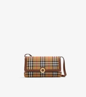 Check Clutch in Antique yellow