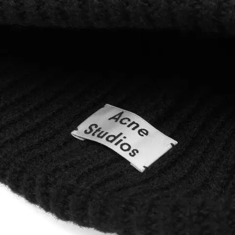 Pansy Wool Beanie