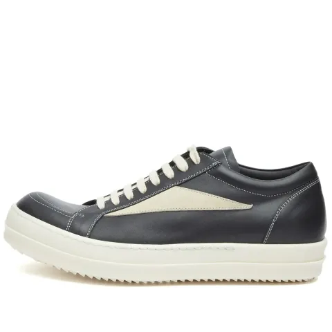 Low Sneakers