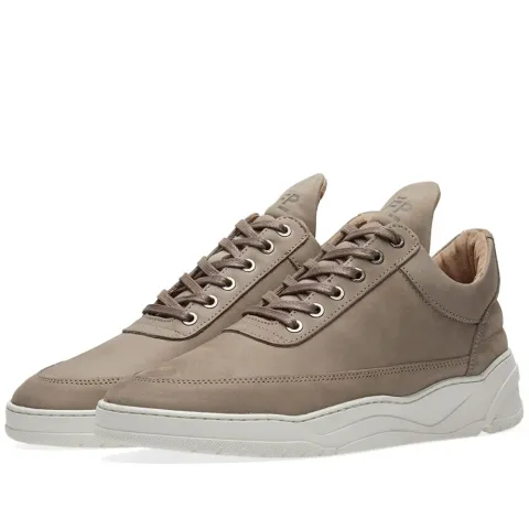Low Top Astro Ejura Sneaker