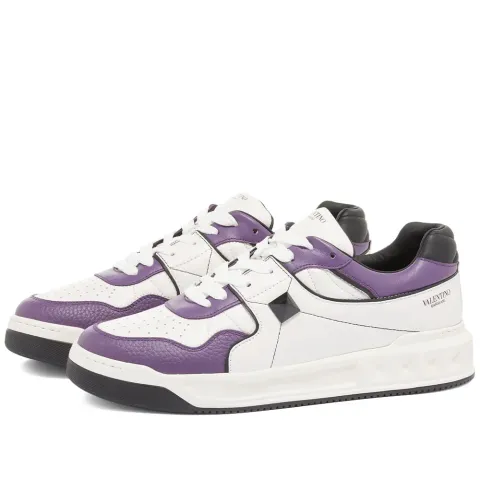Low Top Roman Stud Sneaker