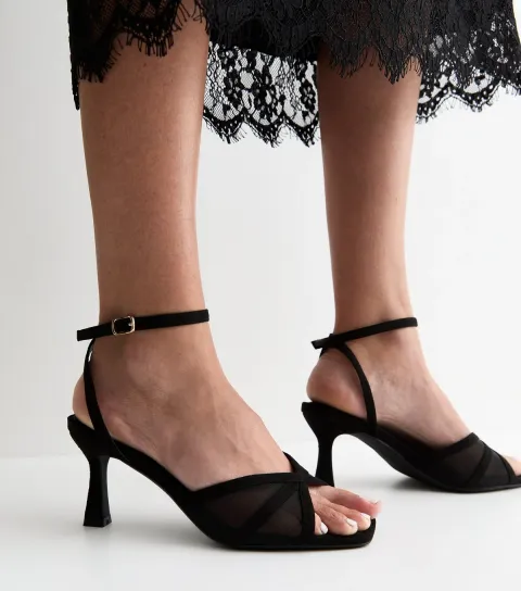 Women's Wide Fit Black Mesh Strap Open Toe Sandals Vegan