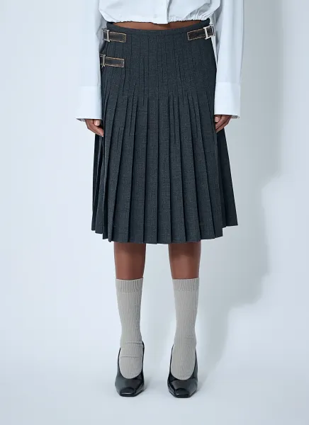 Pleated Rush Stitch Skirt With Belt