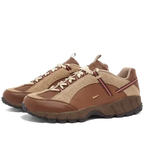x Jacquemus Air Humara LX