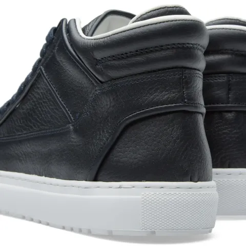 ETQ. Mid Top 2 Sneaker