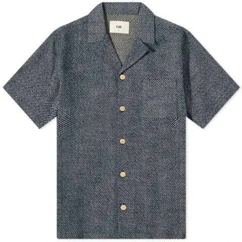 Soft Collar Vacation Shirt