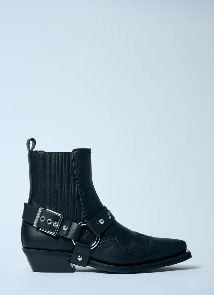 Low-Cut Western Chelsea Boots