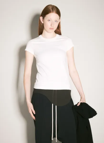 Cropped Level T-Shirt