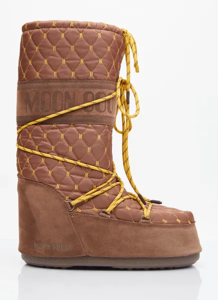 Icon Quilted Boots