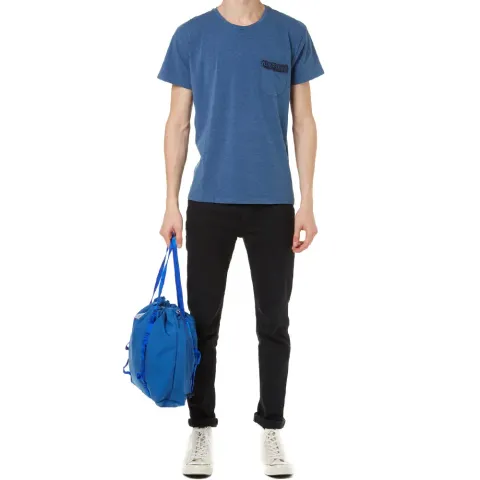 Tisia Tee