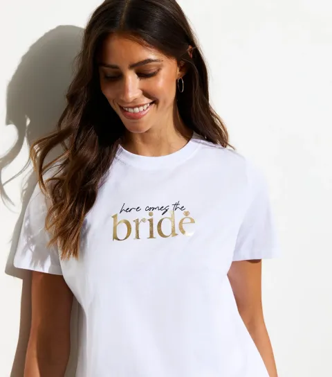 Women's White Cotton Here Comes The Bride-Print T-Shirt
