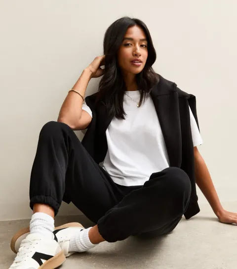 Women's Petite Black Jersey Cuffed Joggers