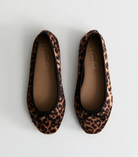 Women's Extra Wide Fit Brown Leopard Print Ballet Flats
