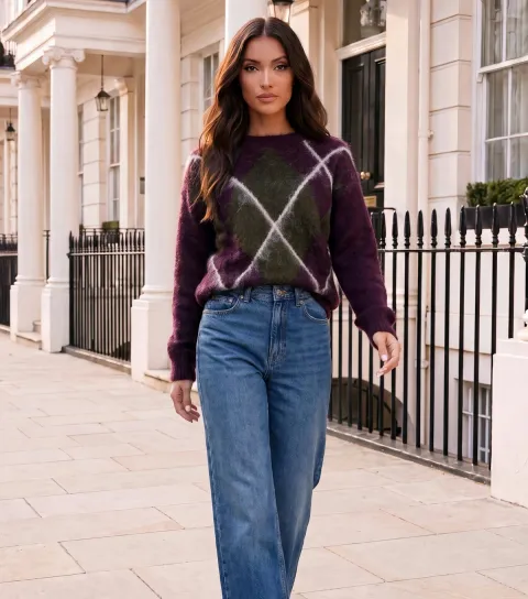 Women's Burgundy Argyle Crew Neck Jumper