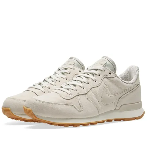 Internationalist SE W