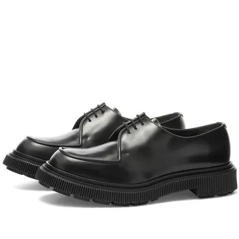 Type 124 Shoe