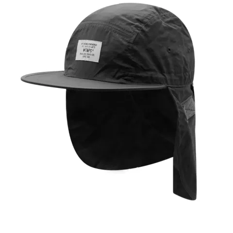 Facehugger Cap