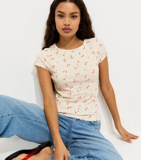 Women's Petite Cream Ribbed Floral Babylock T-Shirt