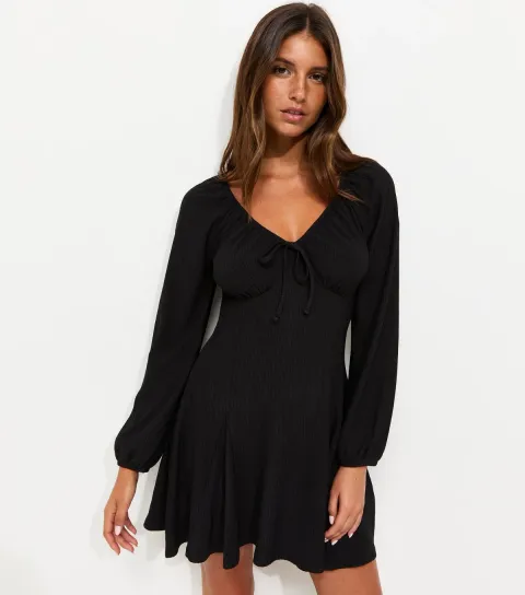 Women's Black Long Sleeve Crinkle Texture Godet Skirt Mini Dress