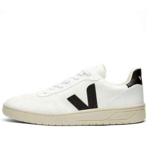 V-10 Leather Basketball Sneaker