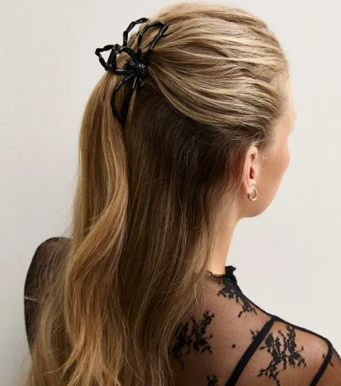 New Look Black Metal Spider Hair Claw Clip