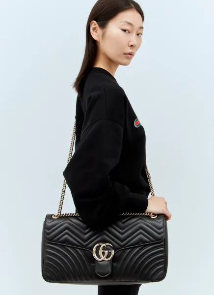 GG Marmont Medium Shoulder Bag