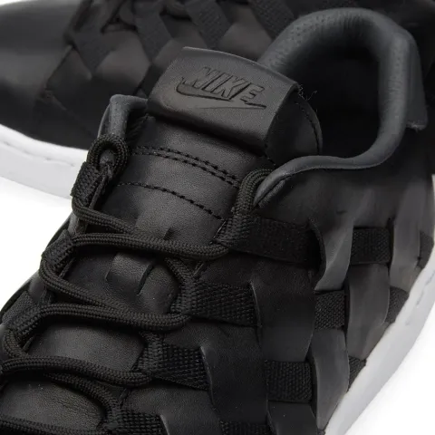 Tennis Classic Ultra Premium QS