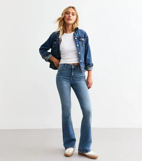 Women's Blue Low Rise Bootcut Jeans