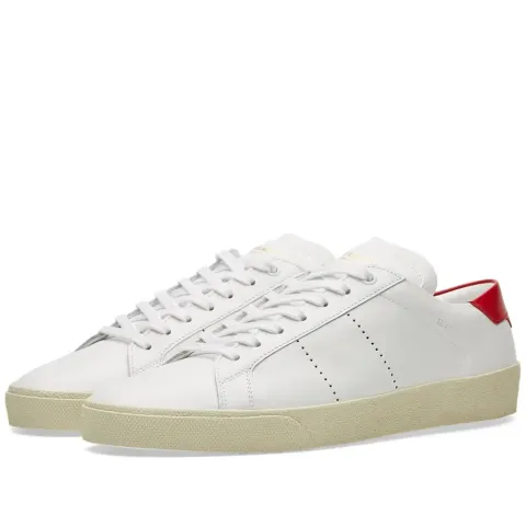 06 Sneaker