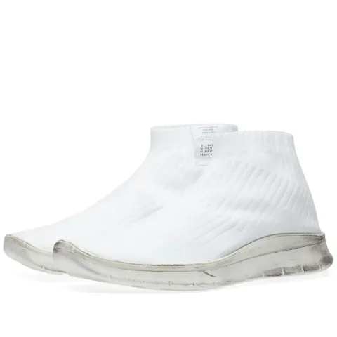 22 Low Sock Sneaker