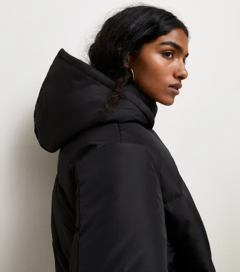 New Look Women's Petite Black Cropped Puffer Jacket