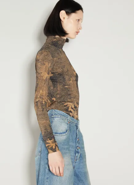 Graphic Print Highneck Top