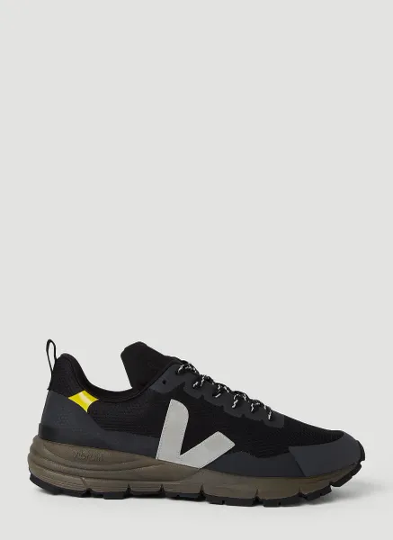 Dekkan Alvomesh Sneakers