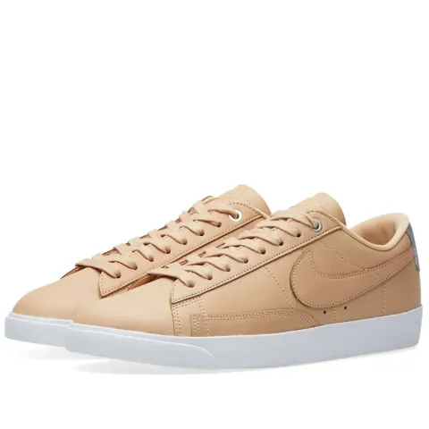 Blazer Low SE Premium W