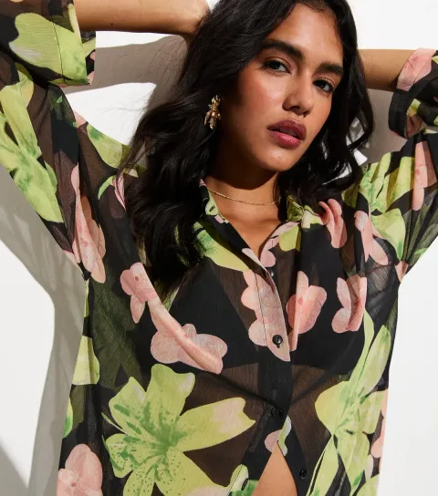 Women's Black Oversized Flower Print Beach Shirt