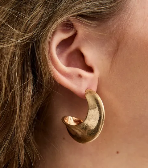 Gold Tone Vintage Chunky Curved Hoop Earrings