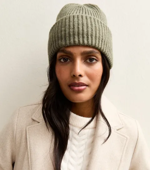 New Look Light Green Chunky Ribbed Knit Beanie